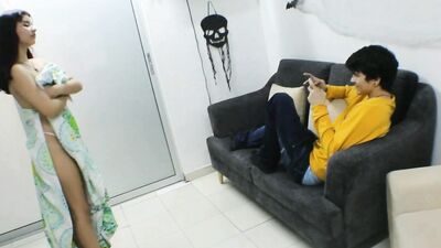 Recopilación de folladas calientes amateur con mi cachondo hermanastro, Disfruta! Parte 3