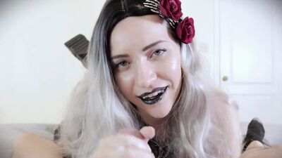 Vampire Seduction: Cum Milking Handjob (HALLOWEEN)