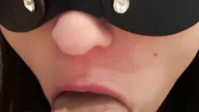 She gave a blowjob with her delicate lips and got sperm in her mouth