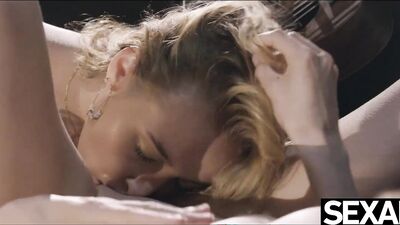 Lesbian beauty seduces her girlfriend and licks her wet pussy