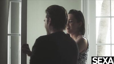 Gorgeous girl enjoys a wild blowjob and creampie fuck session