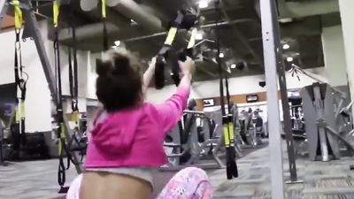 Sommer Ray every Time she Shakes her Ass!