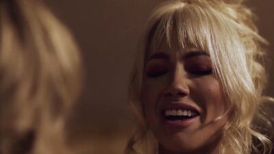 HOT Lesbian Blonde Facesitting And Eating Each Other Out