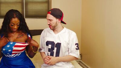Behind The Scenes: Tender Montana / Peter King Cheerleader Scene