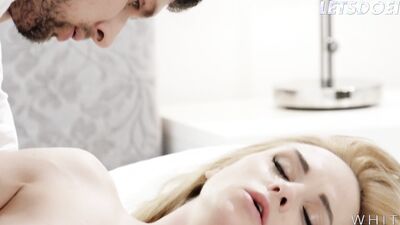 Vinna Reed Erotic Fun With Kinky Boyfriend - WHITEBOXXX