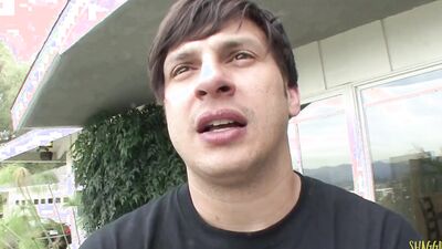 Backyard blowjob with a MILF turns into rough sex in the bedroom