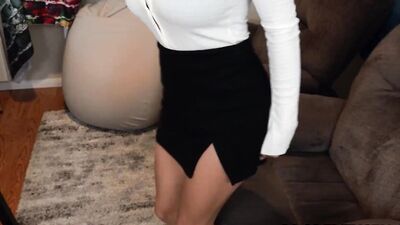 PropertySex B&B Customer Servive Rep with Big Natural Tits Satisfies Client