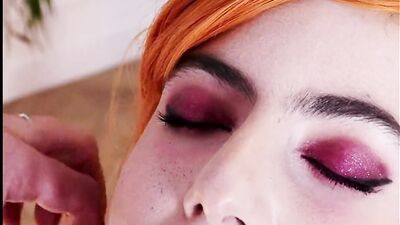 chauffe LuciferaBast sur tinder et déglingue la comme il se doit dans ce jeu interactif