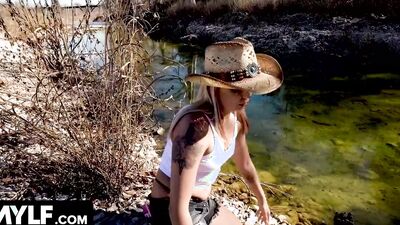 A Cowgirl in Misery by MomShoot Featuring Heather Hendrix & Ike Diezel