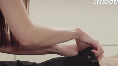 Dominant GF Sybil Pleases Blindfolded BF By Riding Him Good - WHITEBOXXX