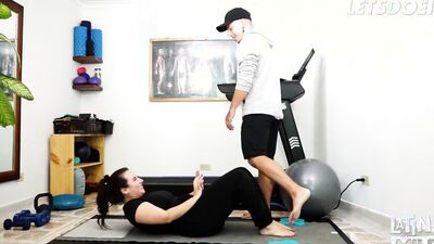 Bubble Butt Nana Bronw Fucked By Her Personal Trainer - LATINA MILF