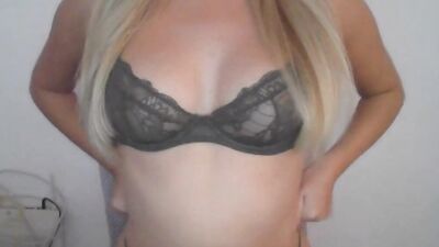 live webcam stream sexy show with 18 year old fucking sexy 2 hours long!