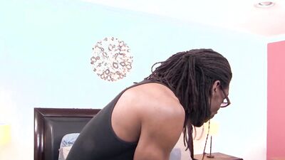 The raunchy brunette puts on her makeup before making his BBC orgasm like never before
