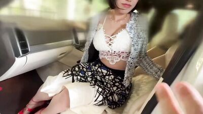 Cuckold The Great Sales In The Club. part 1