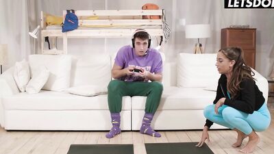 Lady Gang Won't Let Virgin Dude Play On Console - HORNY HOSTEL