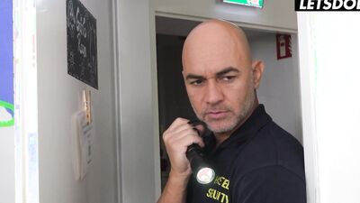 Big Ass Babe Lilly Bella Banged By Big Dick Security Guard - HORNY HOSTEL