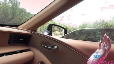 Vacation fun, taking amateur Serena Hill to the beach getting a blowjob and playing with her in the