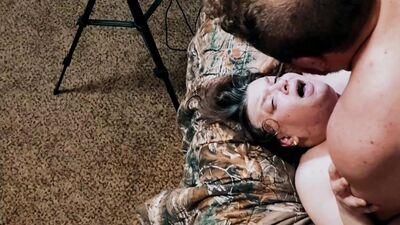 Housewife Hayley - Trust me, She Loves it When You Bust Deep