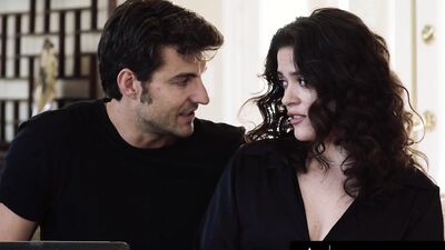 MODERN-DAY SINS - Busy Victoria Voxxx Submits To Creepy Pervert IT Guy To Have Her Laptop Fixed