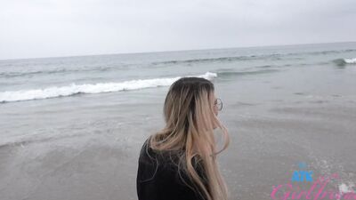 Hanging out with amateur babe Riley Rose on the beach and getting head on the road POV