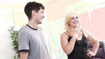 3 rooks for amateur Andrea: Do you really think she's only banging one?