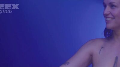 Tattooed Jasko Fide Pussy Licks Muriel While Fingering