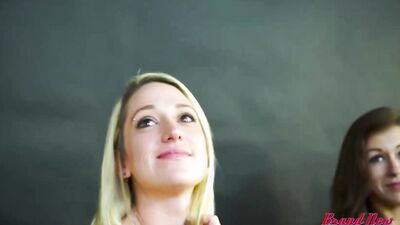 Jennifer & Seductive Meredith Play With Her Cunts B4 A BJ!