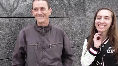 Amateur Spanish teen Carolina Lorca and her BIRTHDAY THREESOME!