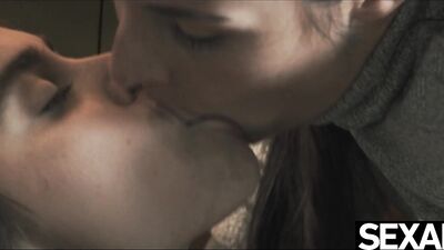 Watch these stunning girls eat pussy in a steamy lesbian 69