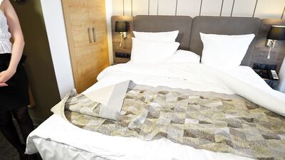 Why hasn't my room been cleaned yet? Receptionist Saves Hotel Reputation With Her Tight And Deep Mouth