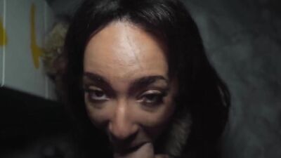 Public Agent when she saw the size of his big cock she wanted it deep in her pussy