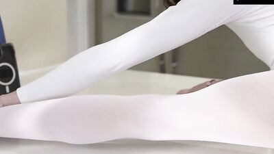 Shrooms Q Rips Open Her Stockings And Spreads Wide