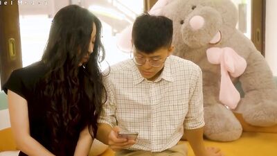 Modelmedia Asia - White Valentine's Day Couple Swap