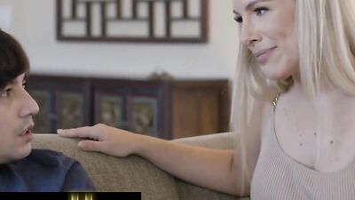 FAMILY SINNERS - Hot Horny Stepmom Bunny Madison Is About To Get Dirty With Stepson Ricky Spanish