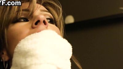 Esperanza Gomez: My Colombian Fantasy Fulfilled