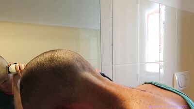 Italian Girl Shaves Her Head to Zero