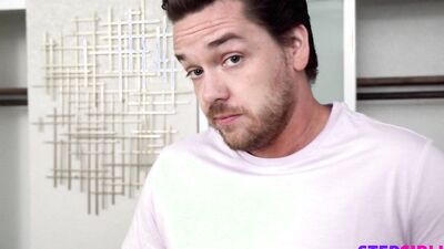 Step Sister Says Stick It in - S14:e4