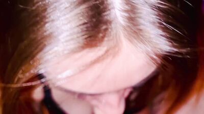 Juicy Babe gave a good sloppy blowjob