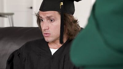 Stepsons Graduation Day - S16:e1