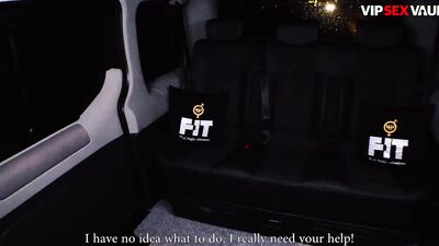 Redhead Vanessa Shelby Pounded In The Taxi - VIP SEX VAULT