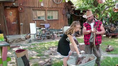 DADDY4K. StepDaddy’s garden is the perfect place to bang girls