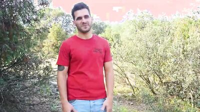 OUTDOOR DATE with Amanda Luxor!! This big bottomed latina is going to try a hardcore one