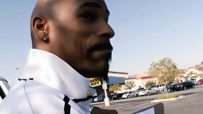 Beauty black mom ilf rididng a cock