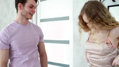 Cock Hungry Nata Ocean Gives Stepbro a Secret Blowjob He Will Never Forget - S35:E5