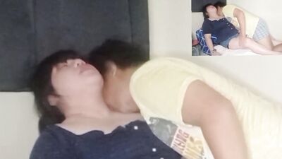 i met a girl and offer her to spend the night in my room
