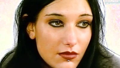 Retro cam babe all real and horny
