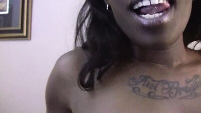 4K/ Super Hot Pretty Face Ebony Babe Bella Dahl POV Blowjob Big Cumshot on Glasses Lucky Old Man