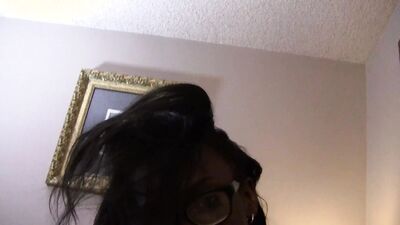 4K/ Super Hot Pretty Face Ebony Babe Bella Dahl POV Blowjob Big Cumshot on Glasses Lucky Old Man
