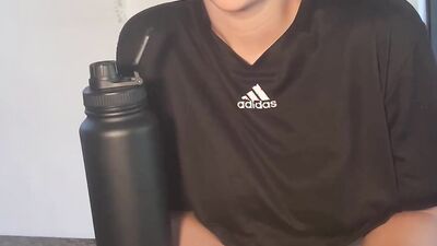 Connection at the gym: An afternoon of chemistry and attraction