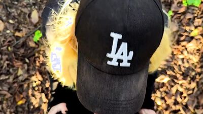 Stepmother Accidentally Came, Helping Step-daughter to Come in Her Panties